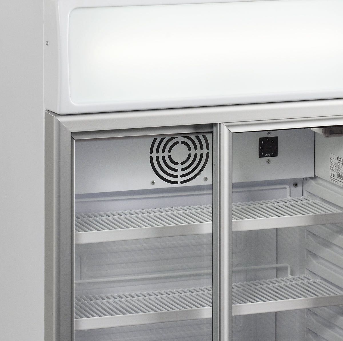 Tisch-Getränkekühlschrank – 2 Glasschiebetüren – 60 L – 655×390×930 mm – Weiß - Detail