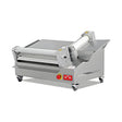 Pizza-Teigausrollmaschine, 55 cm, verstellbarer Durchmesser und Dicke, Edelstahlgehäuse, Not-Aus, 0,75 kW, 940×600×540 mm – Produktbild