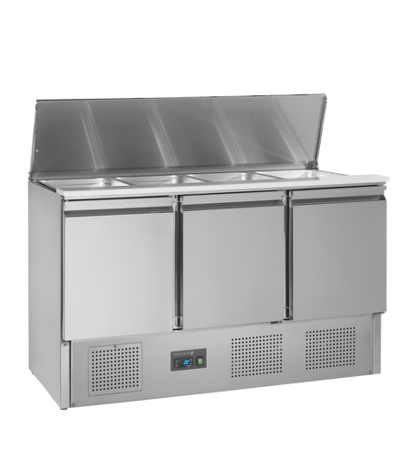 Saladette – 3 Türen – 368 L – 1365×700×877 mm – SS 304 – Mit Schneidbrett - Innenansicht