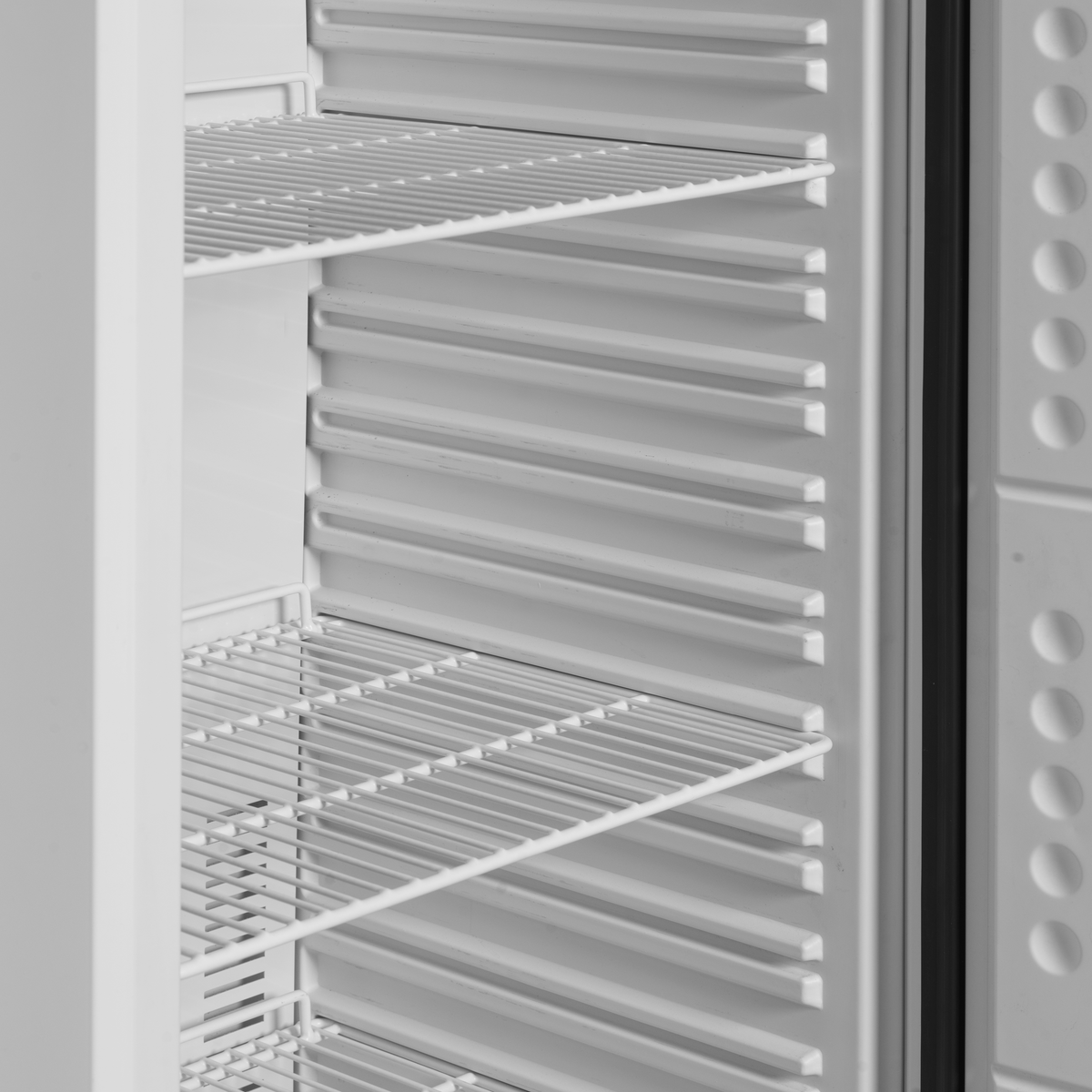 Gewerbegefrierschrank – 1 Tür – 340 L – 600×585×1855 mm – Weiß – 4 Tragroste, weiß - Detail