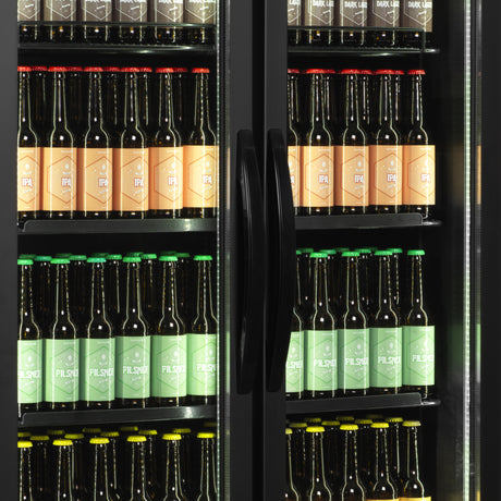 Verkaufskühlschrank – 2 Glastüren – 535 L – 890×740×1990 mm – Schwarz RAL9005 – 5 Tragroste, schwarz - Detail
