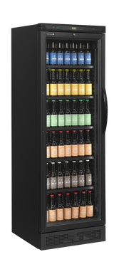 Getränkekühlschrank – 1 Glastür, Linksanschlag – 219 L – 595×600×1840 mm – Schwarz – +2 bis +12 °C - Anwendungsbeispiel