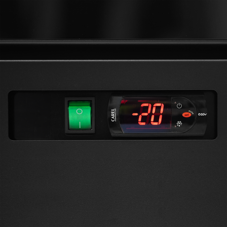Verkaufsgefrierschrank – 2 Glastüren – 702 L – 1253×760×2003 mm – Schwarz RAL9005 – Innenraum weiss – -18 bis -22 °C – 10 verstellbar – 1205 W - Detail