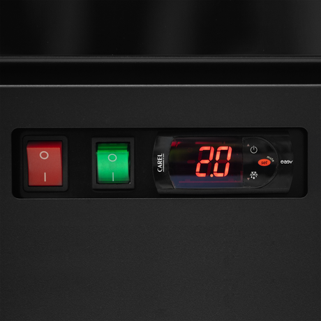 Verkaufskühlschrank – 3 Glastüren – 1264 L – 1880×710×2003 mm – Schwarz RAL9005 – 15 verstellbar - Detail