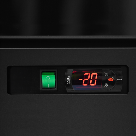 Verkaufsgefrierschrank – 1 Glastür – 390 L – 750×760×2003 mm – Schwarz RAL9005 – Innenraum weiss – -18 bis -22 °C – 5 verstellbar – 600 W - Detail