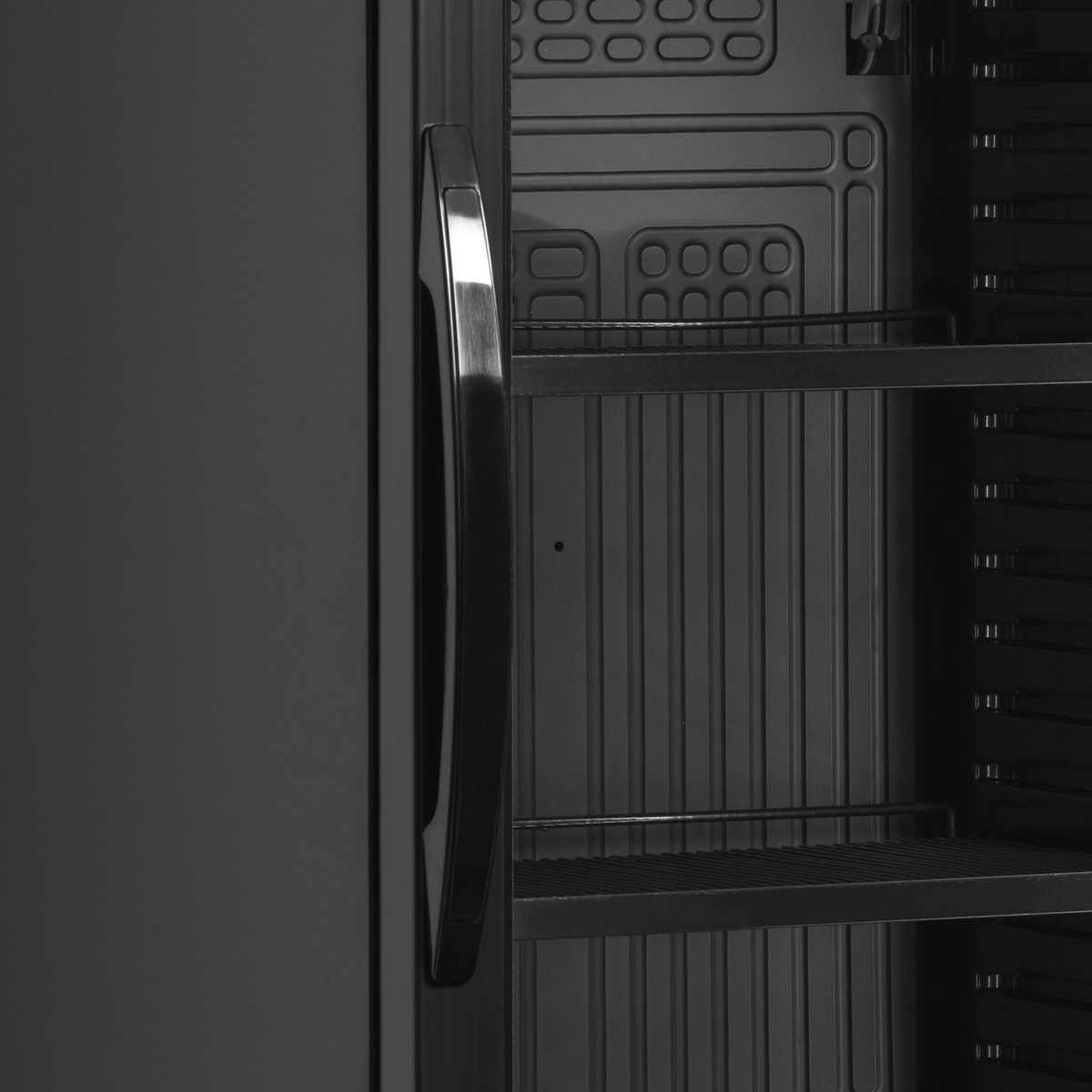 Getränkekühlschrank – 1 Glastür – 219 L – 595×640×1840 mm – Schwarz – +2 bis +10 °C - Detail