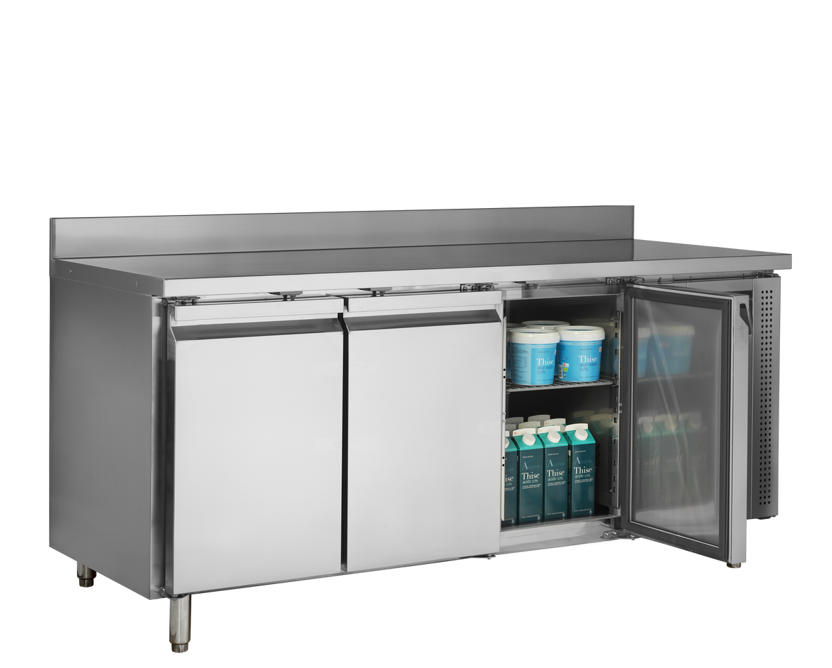 Kühltisch – 3 Türen – 291 L – 1795×700×960 mm – SS 304 - Anwendungsbeispiel